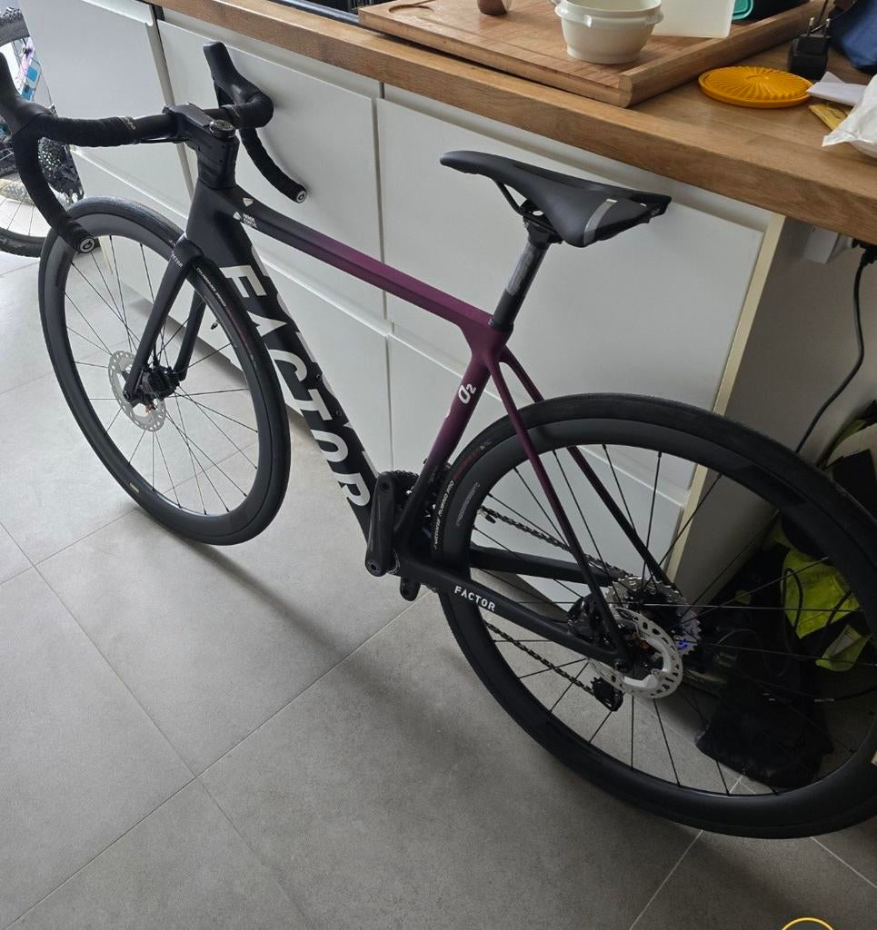 Vélo Factor O2 Women, Vélos & Vélomoteurs, Vélos | Vélos de course, Enlèvement