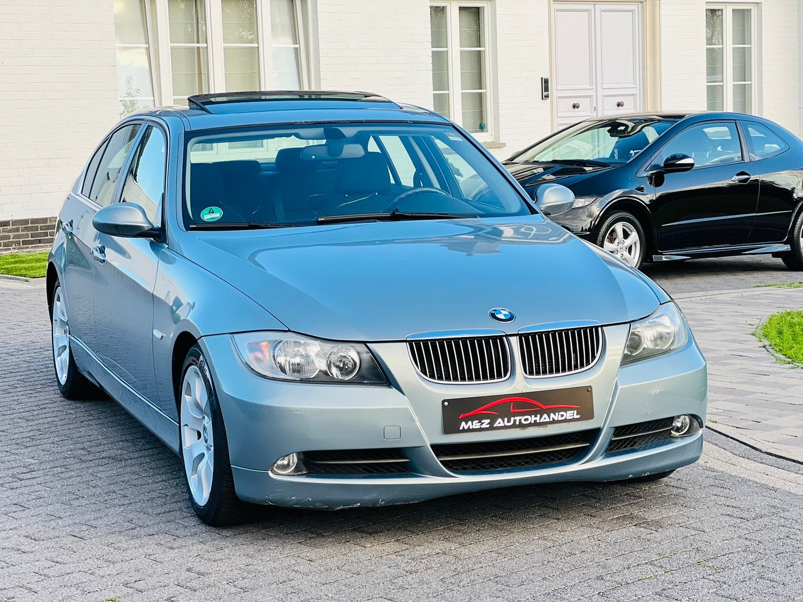 BMW 325i ! 6 CILINDER !! 79.000 KM ! AUTOMATIC * 218 pk !, Auto's, 4 deurs, Blauw, Bedrijf, Grijs