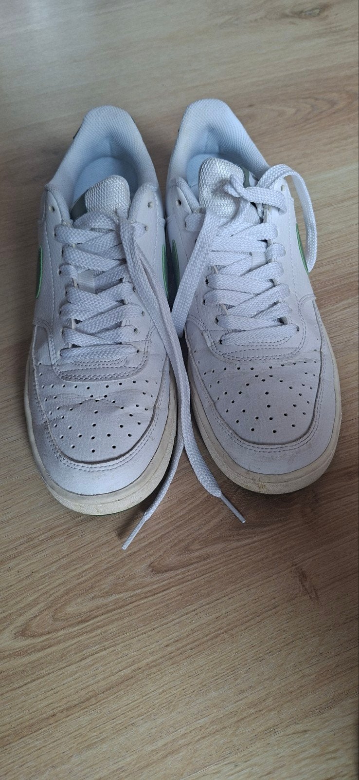 nike schoenen, Ophalen, Wit, Nike, Zo goed als nieuw