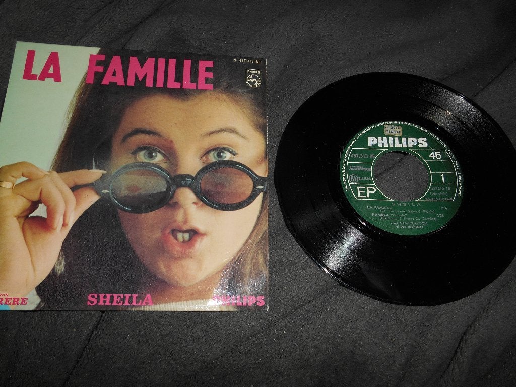 45T 4 pistes Sheila La famille, Enlèvement ou Envoi