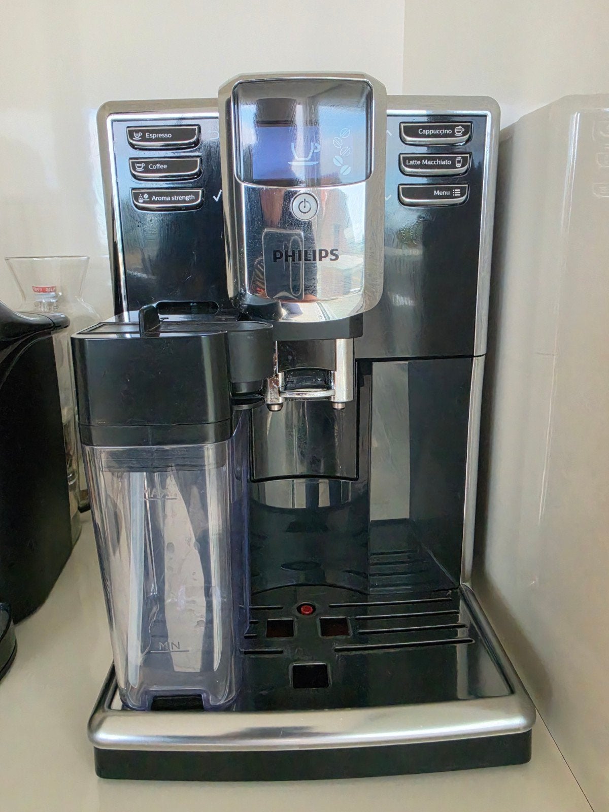 Philips vol automatischkoffie machine, Elektronische apparatuur, Ophalen, Gebruikt, Gemalen koffie, Afneembaar waterreservoir