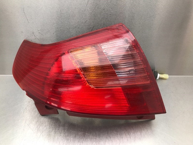 ACHTERLICHT RECHTS Suzuki Swift (ZA / ZC / ZD1 / 2/3/9), Suzuki-Allee 7
64625  Bensheim, DE, Gebruikt, Suzuki Deutschland GmbH