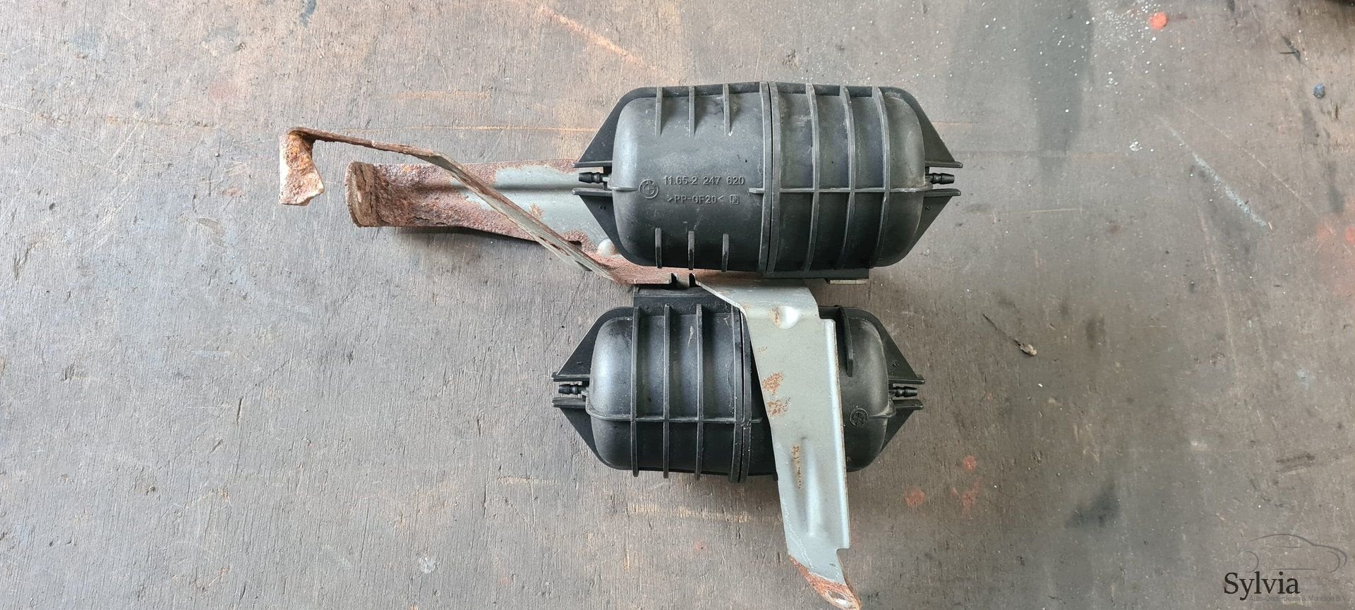 Vacuumreservoir set BMW 1 / 3 / 5 serie E88 E82 E90 E91 E92, Gebruikt, -, -, Ophalen of Verzenden
