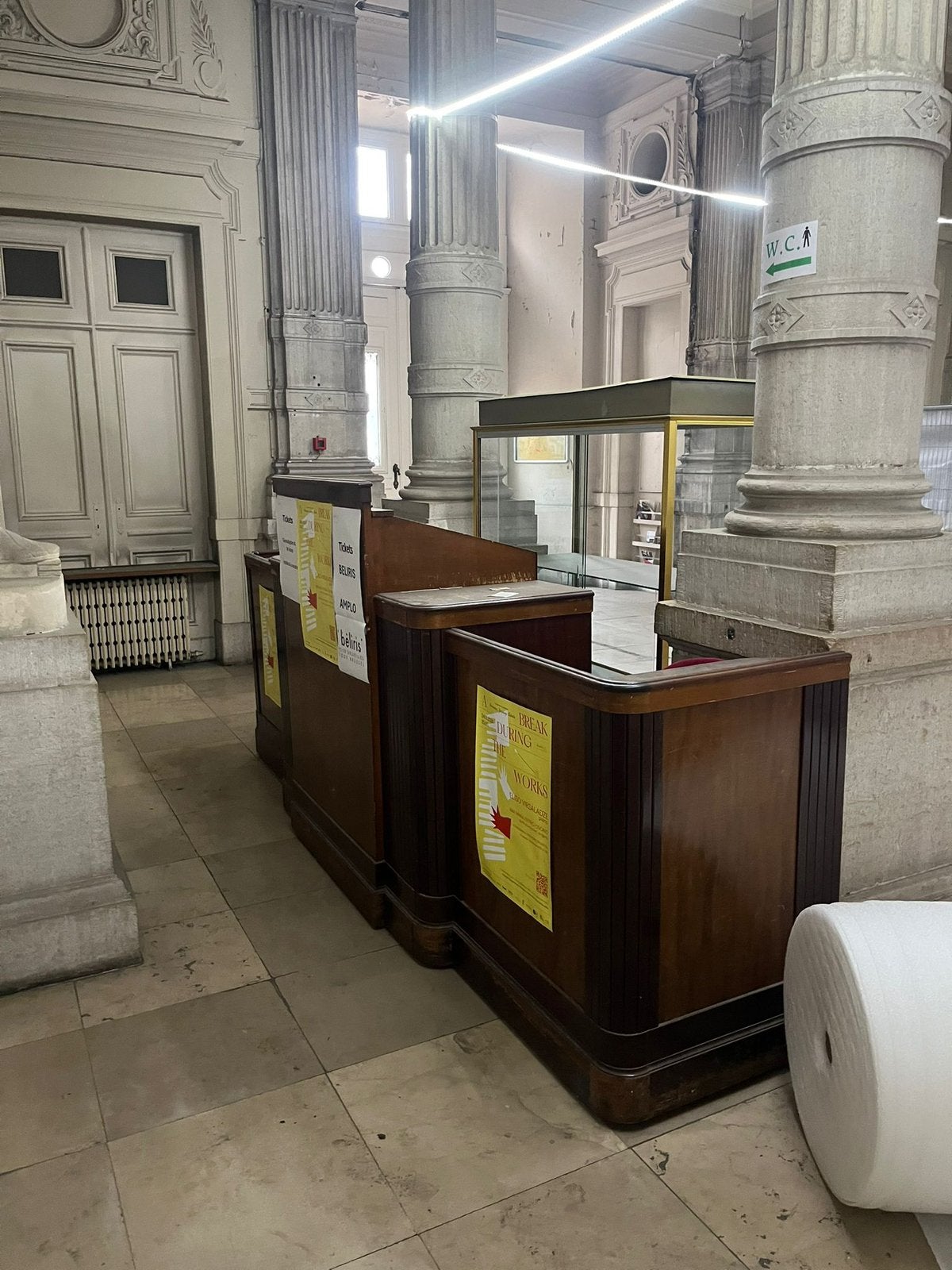 Ticketbalie Koninklijk Conservatorium Brussel, Antiek en Kunst, Antiek | Meubels | Kasten, Ophalen
