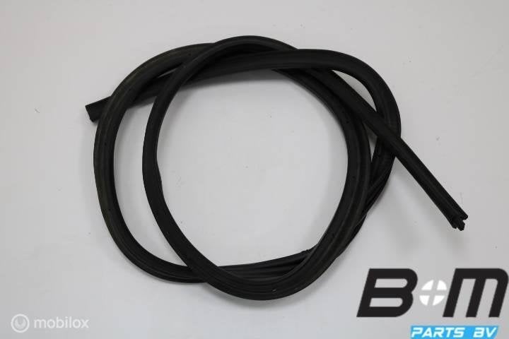 Achterkleprubber VW Jetta 1K, Utilisé