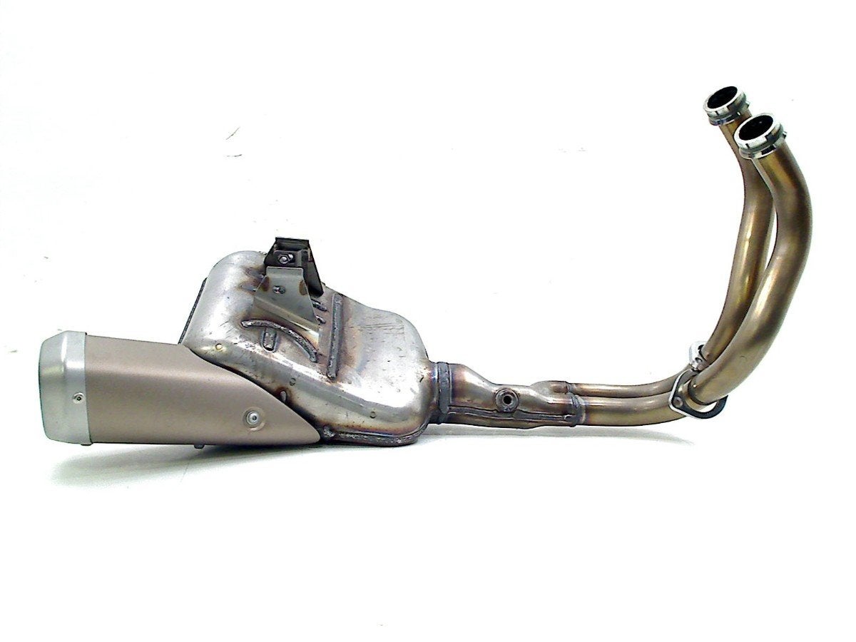 ÉCHAPPEMENT SILENCIEUX ORIGINAL OEM Yamaha, Dhr. S. di Majo, Utilisé, Info@cama-motorparts.nl, P.J. Troelstraweg 8 8
3144 CX  MAASSLUIS, NL