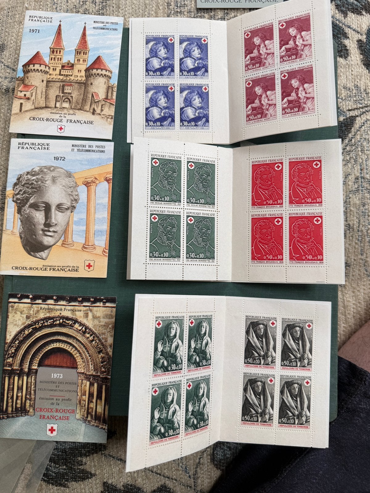 Timbres croix rouge française 1971 à 1975, Enlèvement ou Envoi