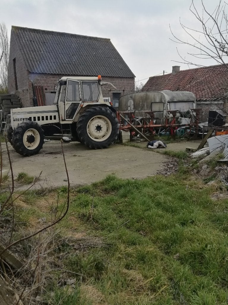 Tracteur Lamborghini, Articles professionnels, Enlèvement