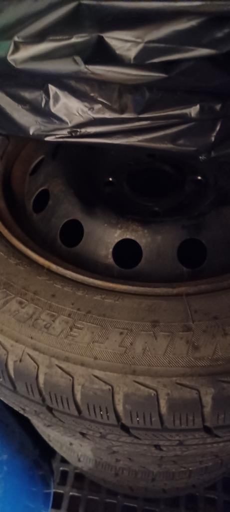 Winter banden op stalen velgen, Auto-onderdelen, Banden en Velgen, Ophalen, Band(en)