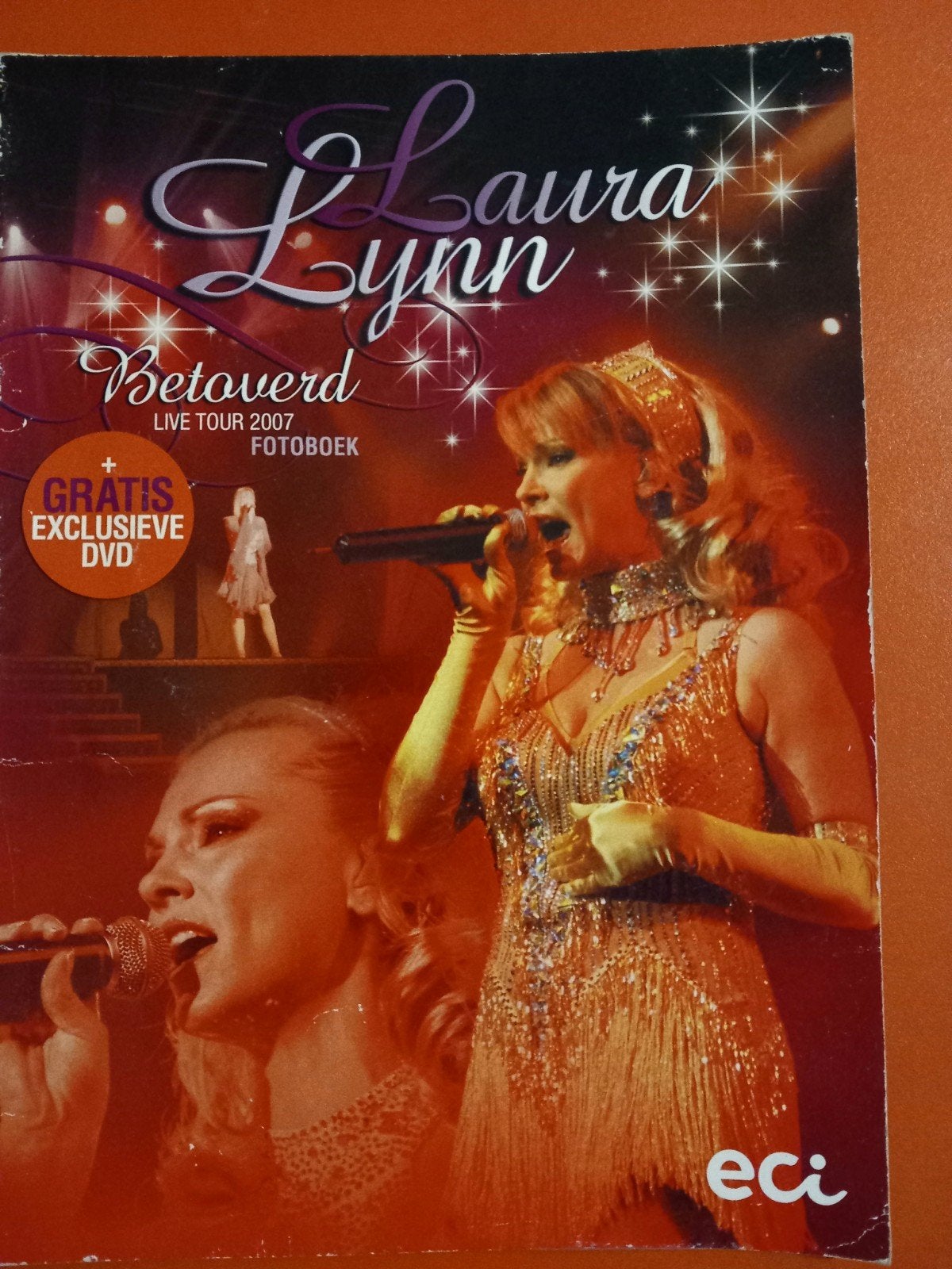 Laura Lynn betoverd live tour 2007 (boek en cd), Ophalen, Artiest, Zo goed als nieuw, Laura Lynn