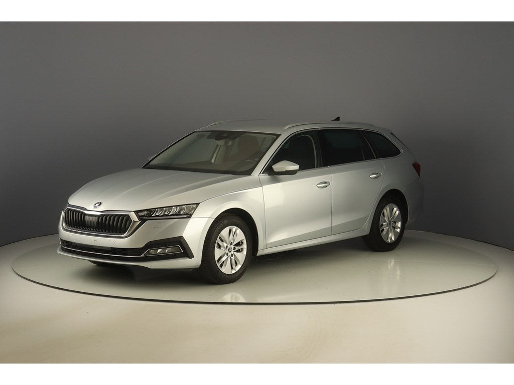 Skoda Octavia Combi 1.0TSi DSG Clever Pack Premium, Auto's, Automaat, 5 deurs, https://public.car-pass.be/vhr/8d9037e7-fd4a-447e-bfaa-3ec335c98ae8