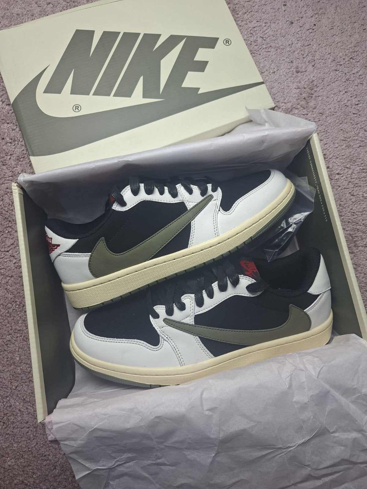 Travis Scott Green Olive - 41/42, Enlèvement