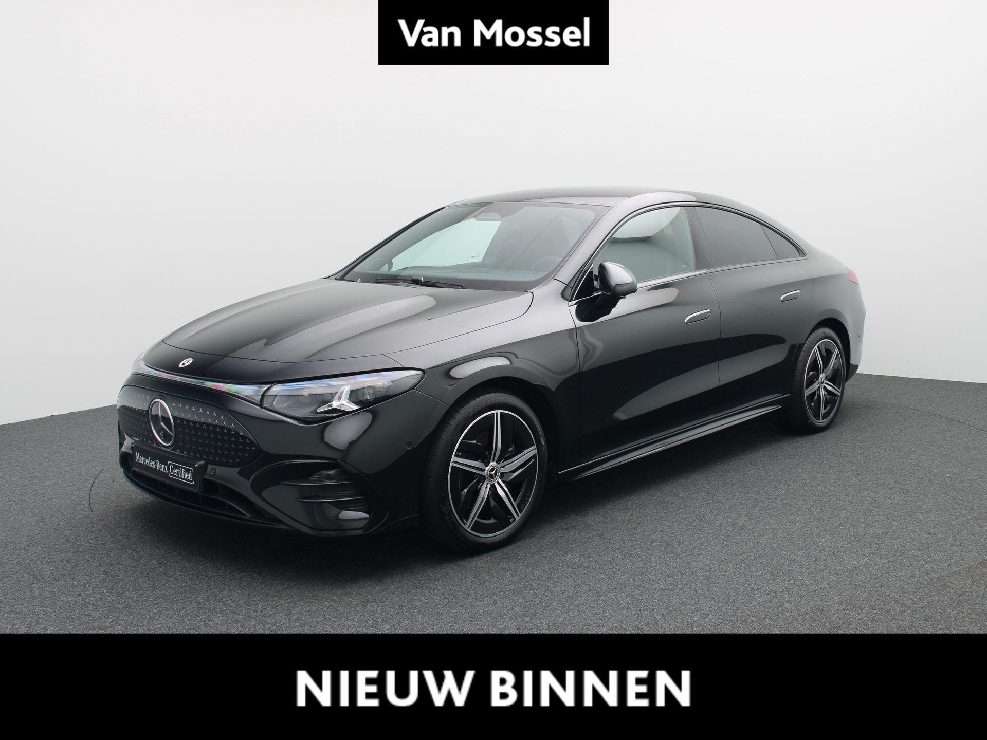 Mercedes-Benz CLA 250+ SPORT EDITION + MULTIBEAM + TREKHAAK, Auto's, Achterwielaandrijving, Gebruikt, 743 km, Zwart