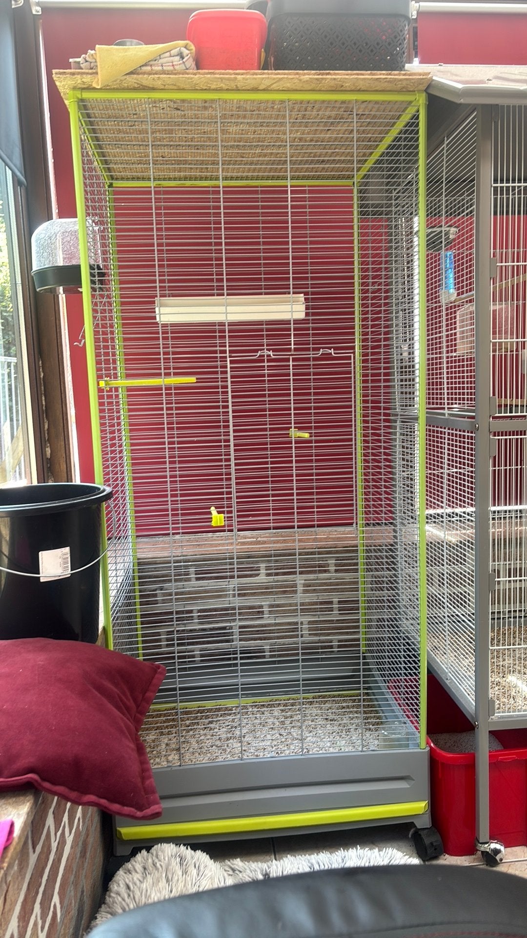 Grote vogel kooien, Ophalen of Verzenden, Zo goed als nieuw