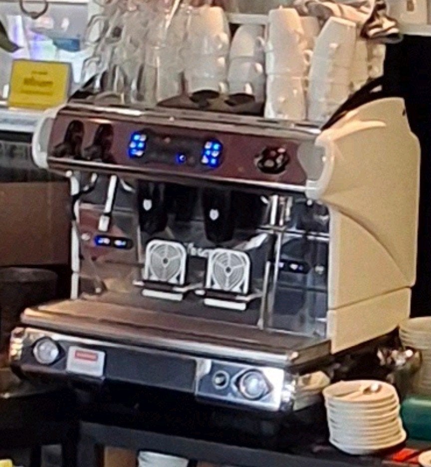 Machine à café industrielle, Collections, Machines | Flipper (jeu), Utilisé, Enlèvement