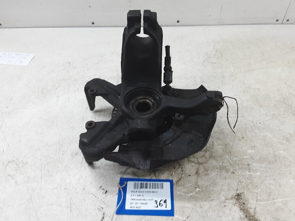 MOYEU DE ROUE AVANT DROIT Volkswagen Golf IV (1J1), Volkswagen, Mevr. I. Hauben, Utilisé, Rue de l'Espoir 34 34
4030  GRIVEGNÉE, BE