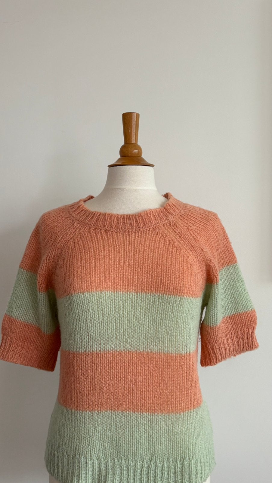 Pull Marie Méro (printemps/automne), Vêtements | Femmes, Vêtements Femmes Autre, Enlèvement