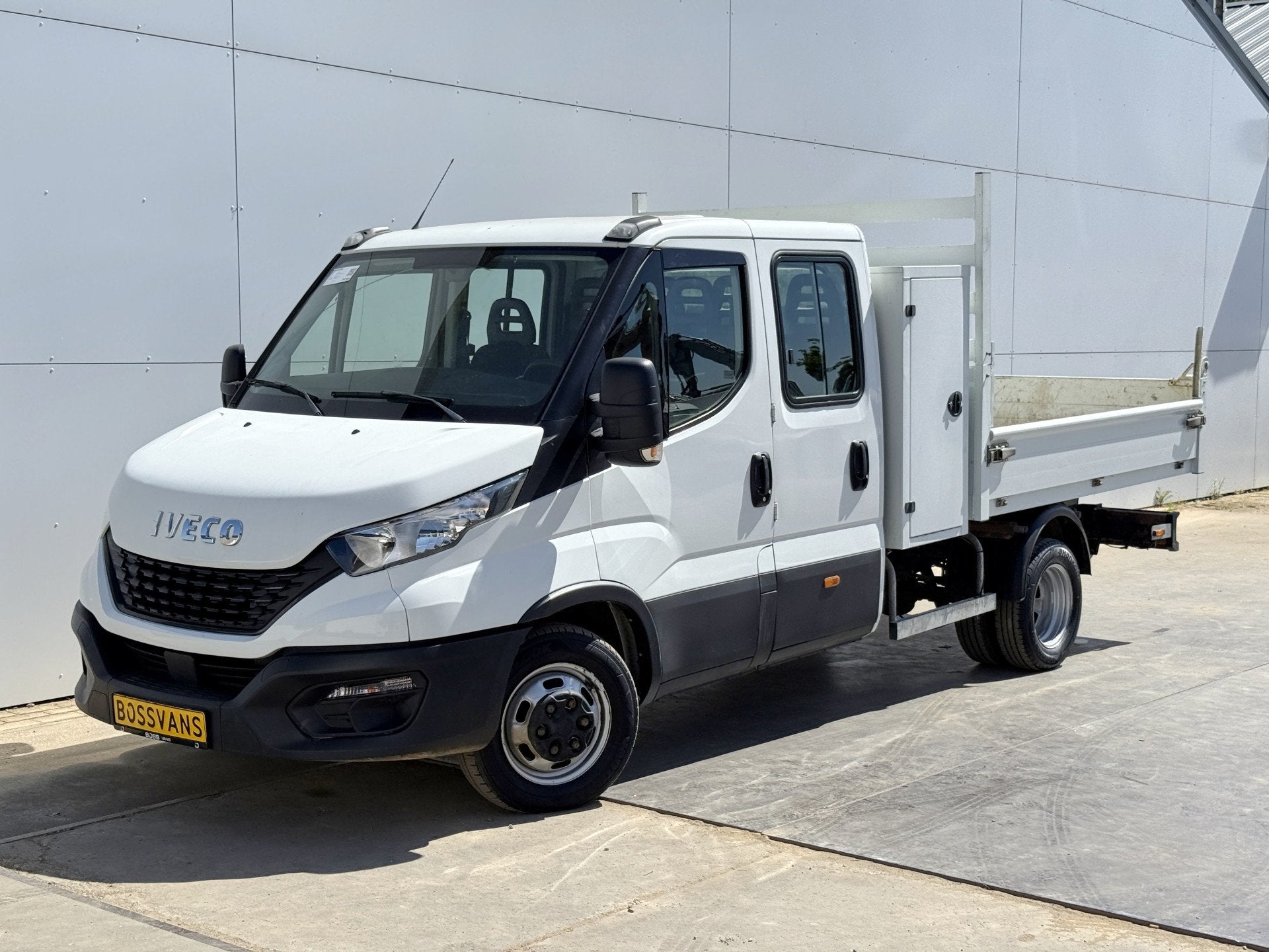 Iveco Daily 35C14 2.3 Kipper Dubbele Cabine Dubbellucht 3,5t, 4 deurs, Gebruikt, Zwart, Iveco