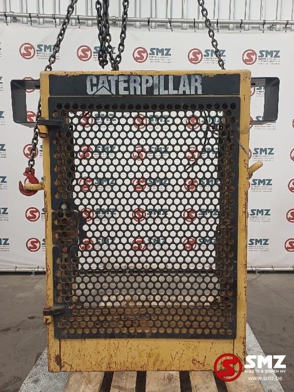 Occ grille moteur D6M Caterpillar, Utilisé, Capot moteur