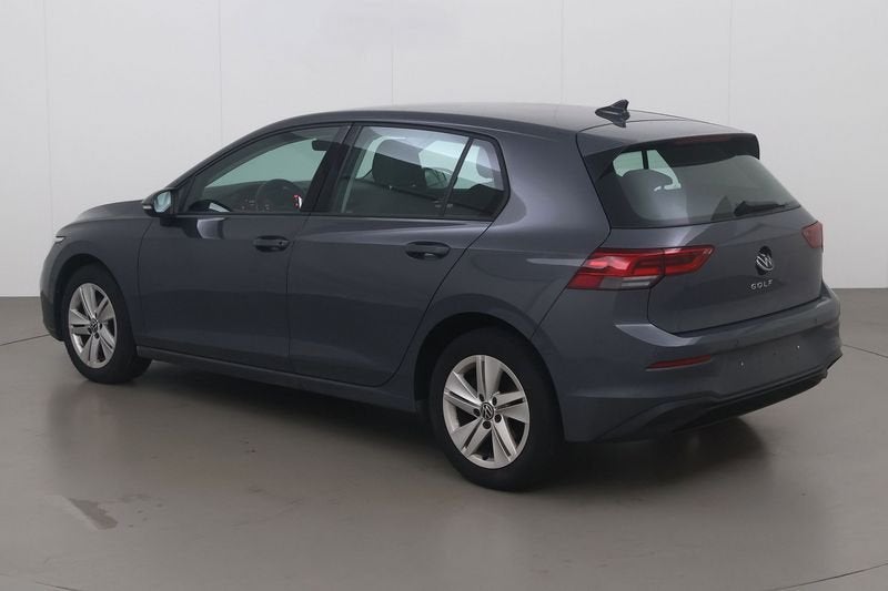 Volkswagen Golf VIII TSI life OPF 130, Auto's, 4 cilinders, Overige bekleding, 5 deurs, Zilver of Grijs
