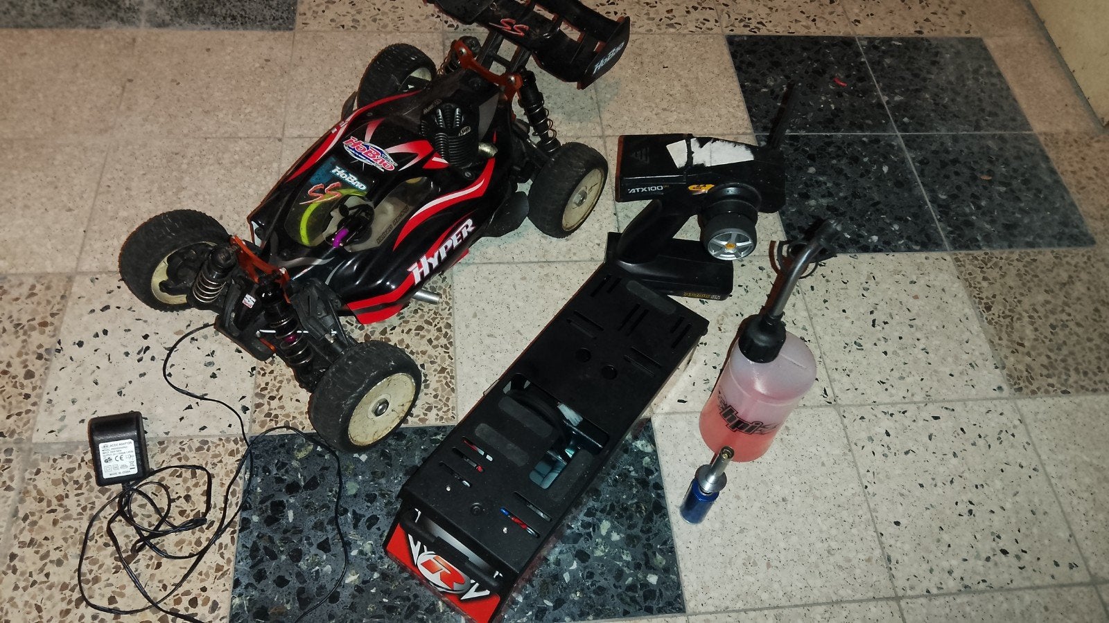 HoBao Hyper SS 1:8 Nitro Buggy, Hobby & Loisirs créatifs, Enlèvement ou Envoi, Échelle 1:8, Voiture off road, Utilisé