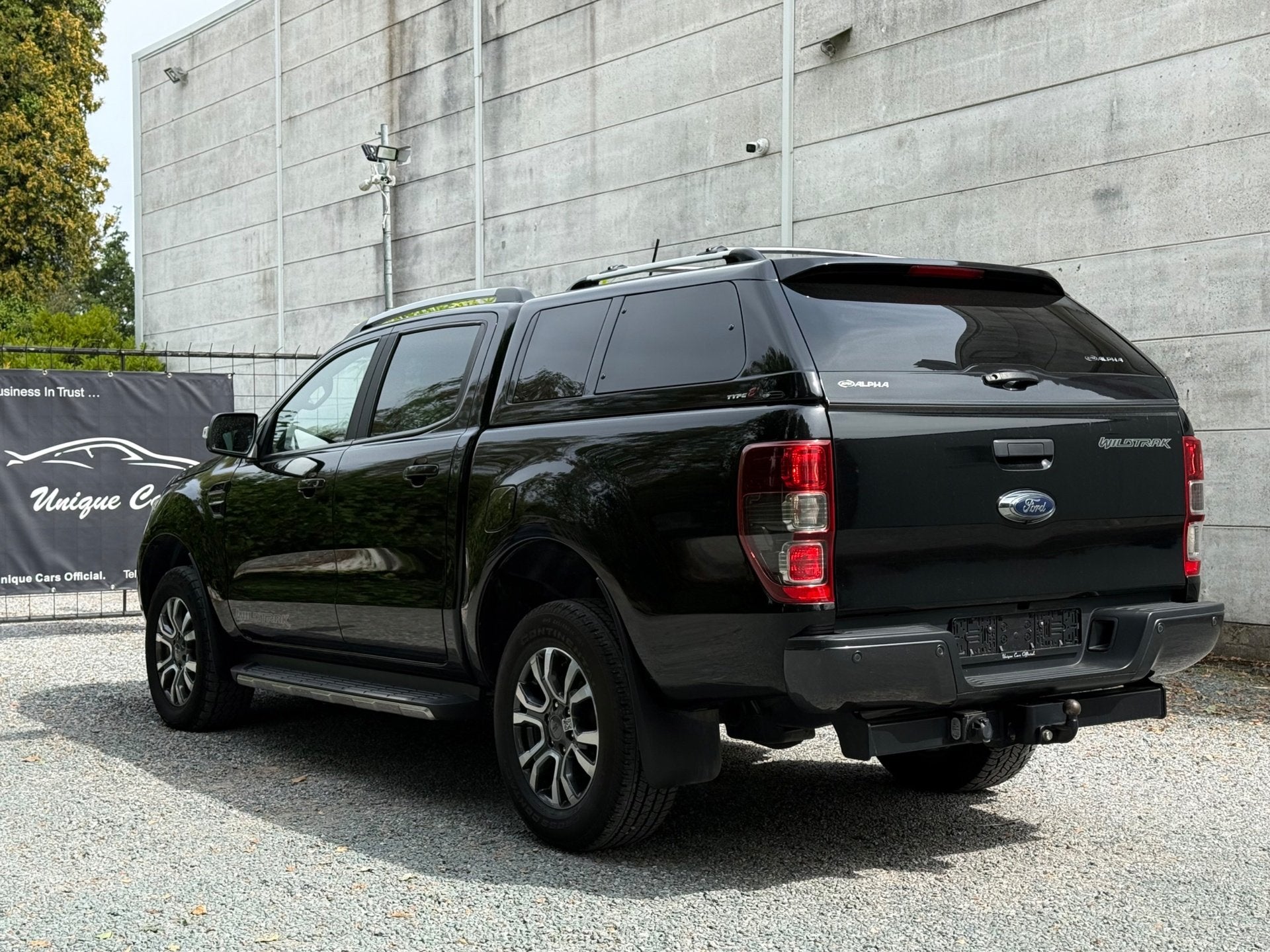 Ford Ranger 2.0 TDCi Black Wildtrak Automaat Hardtop 2022, Gebruikt, Zwart, Bedrijf, https://public.car-pass.be/vhr/b2ff3eb0-85aa-49f3-9355-413dd63e2cd9