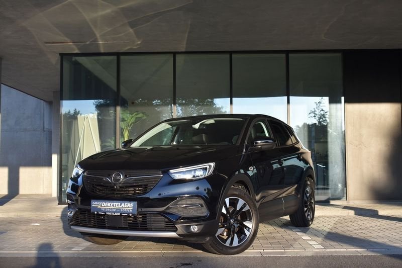 Opel Grandland X, Voorwielaandrijving, Gebruikt, 1199 cc, Leder en Stof