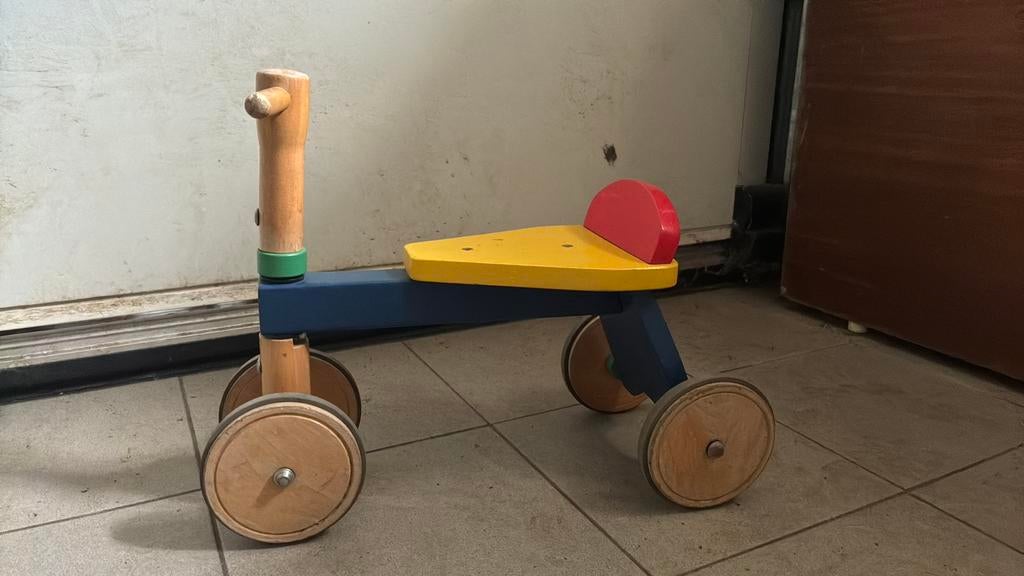 Leuke houten fiets op 4 wielen, Ophalen, Gebruikt