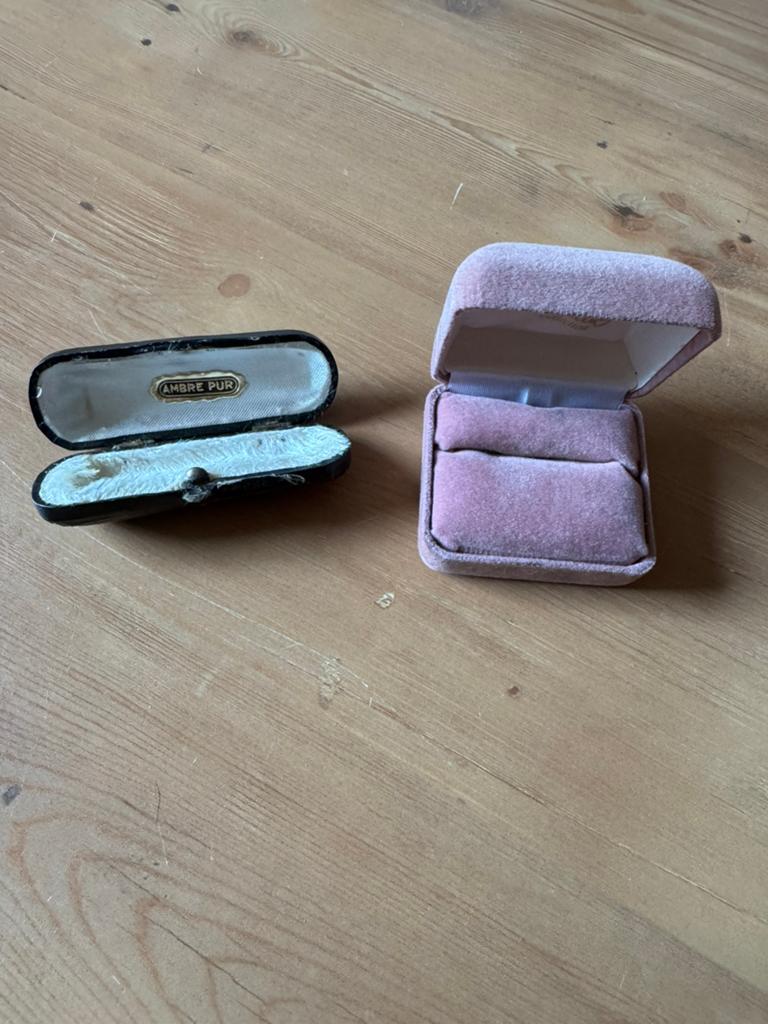 2 anciennes boîtes, Collections, Enlèvement ou Envoi, Utilisé