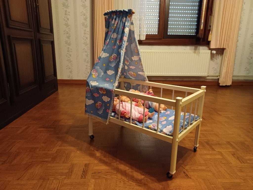 Poppenbedje, Kinderen en Baby's, Ophalen, Zo goed als nieuw, Overige typen