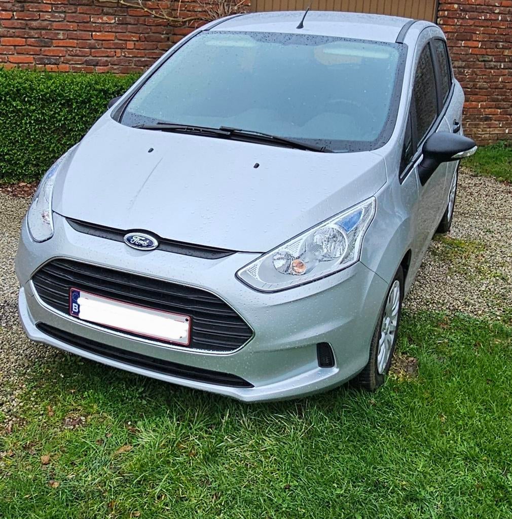 Ford Bmax in nette staat, 1.4 benzine, lage kilometerstand!, Autos, Ford, 139 g/km, Entretenue par le concessionnaire, Noir, 5 portes