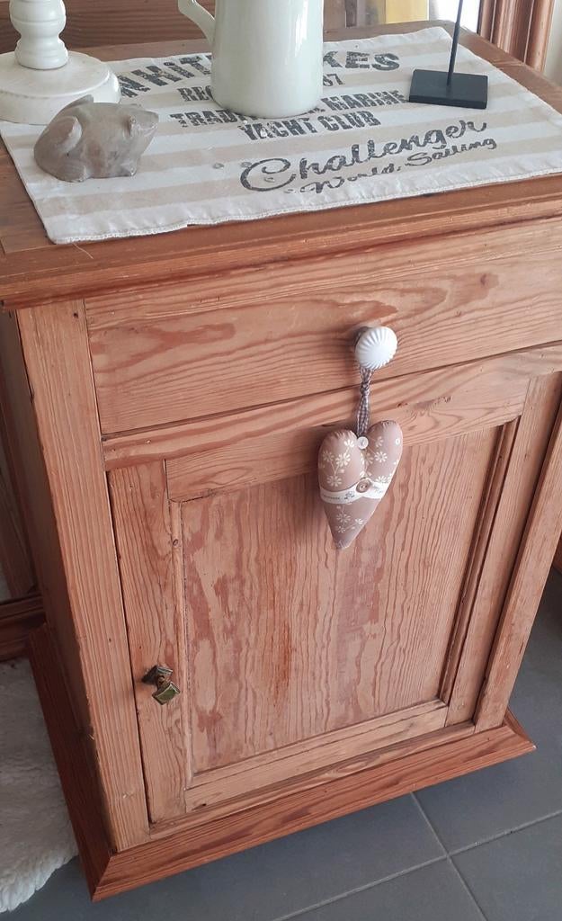 Meuble ancien en pich pin, Ophalen