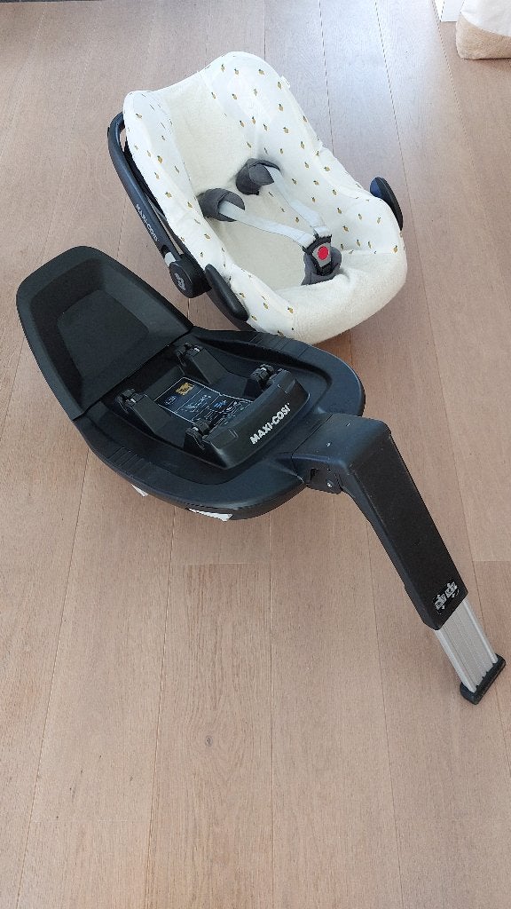 Maxi Cosi autostoel met family fix 2, Kinderen en Baby's, Ophalen, 0 t/m 18 kg, Zo goed als nieuw, Isofix