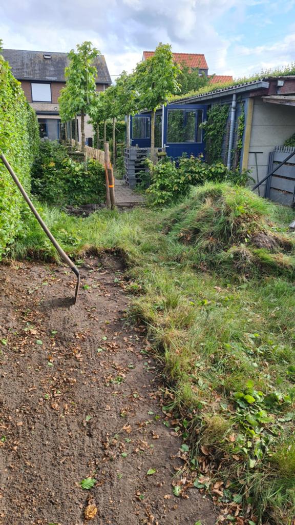 Zwarte grond, graszoden, Ophalen