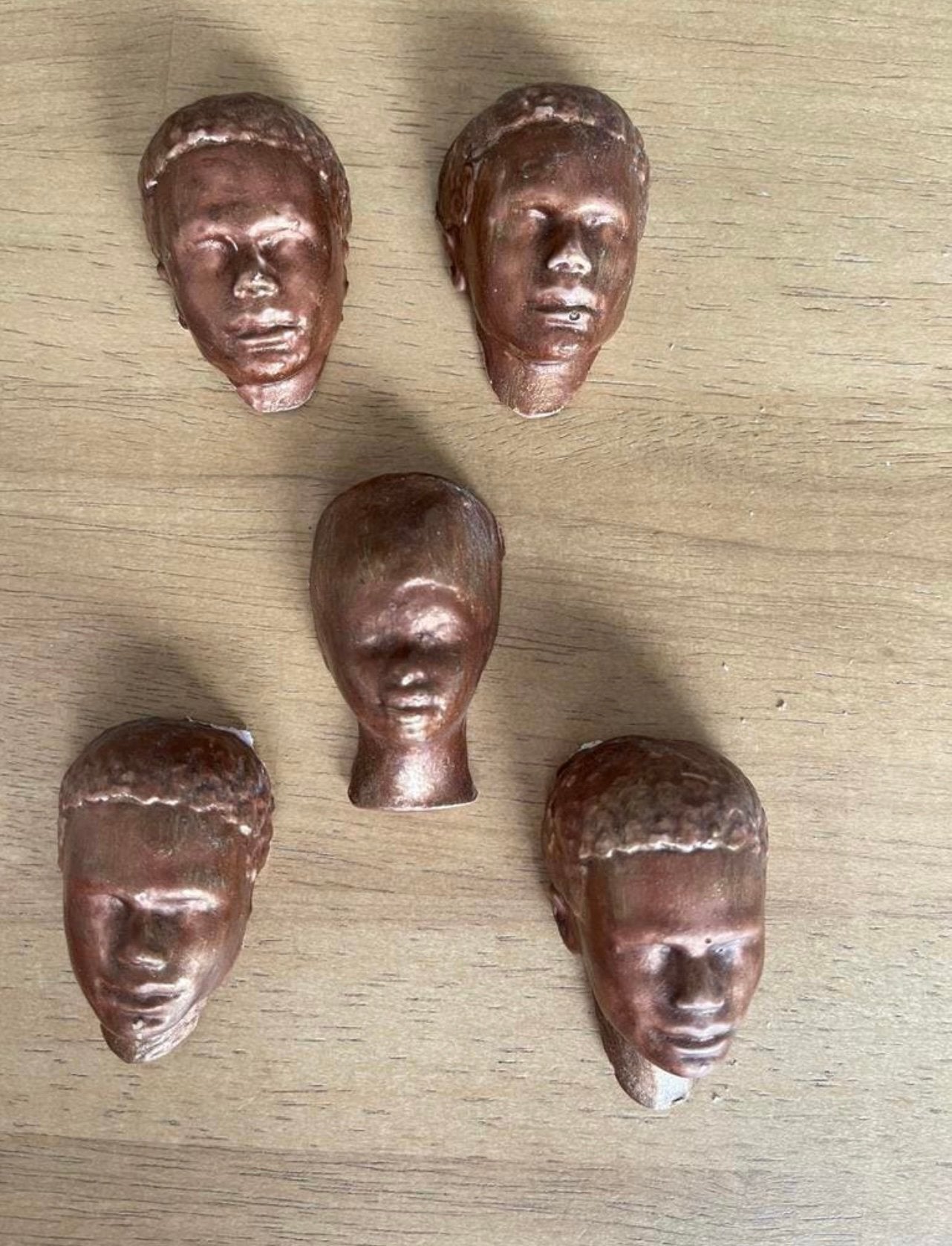 5 têtes de figurines africaines, Enlèvement ou Envoi, Utilisé, Humain
