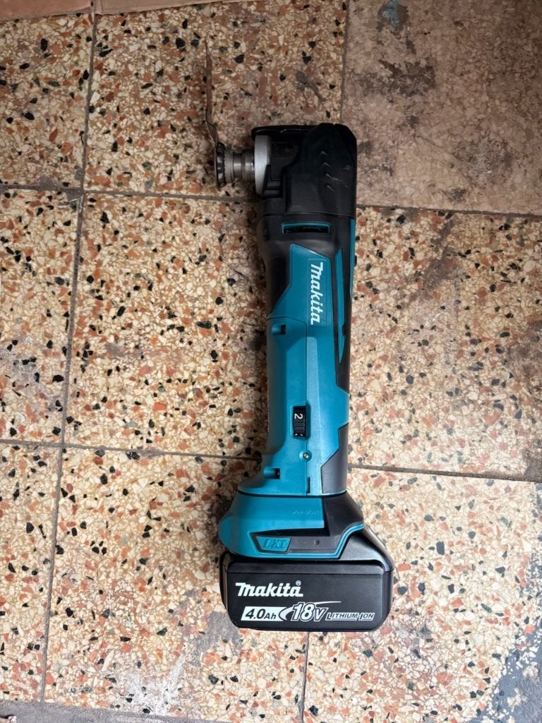 Makita multitool, Ophalen, Gebruikt