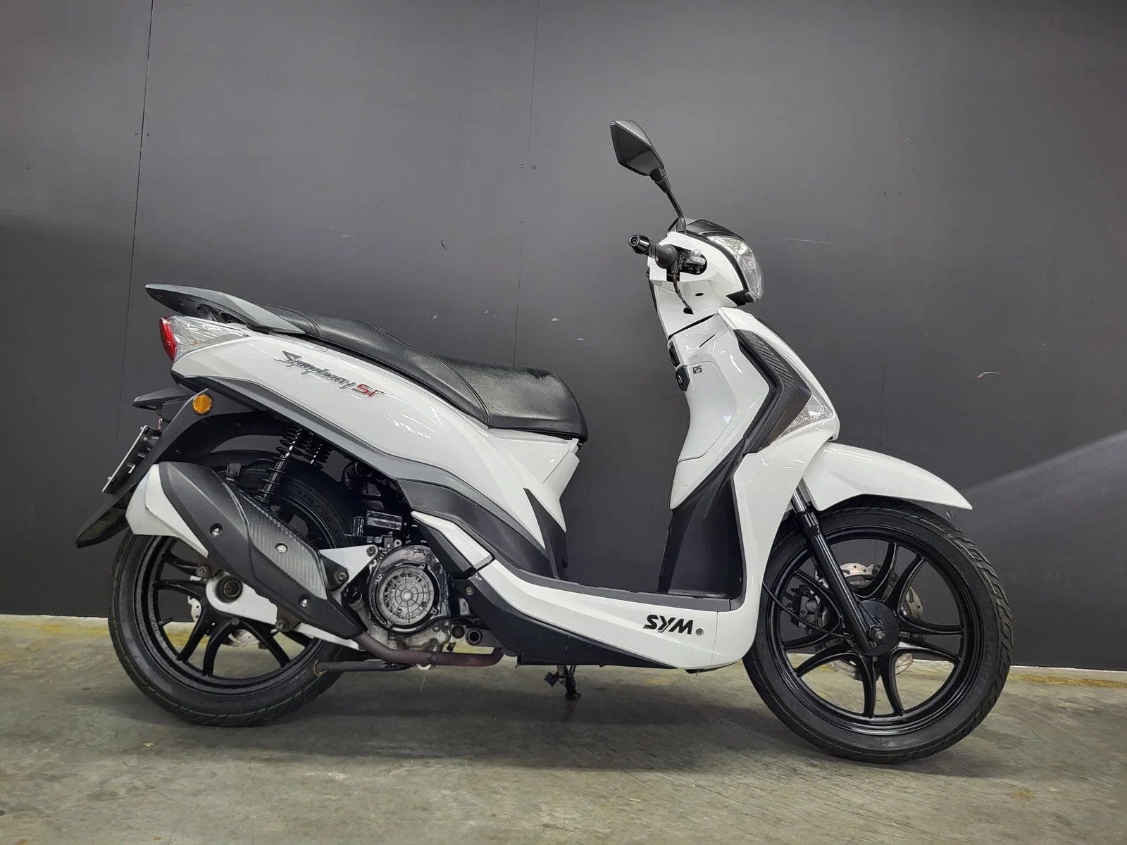 SYM Symphony ST 125 budgetvriendelijke scooter (bj 2015), 125 cc, Overig, 11 kW of minder, Automaat