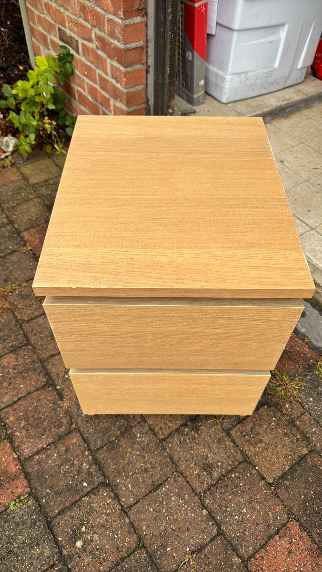 2 IKEA nachtkastjes - berkenkleur - 20€/stuk, Ophalen, Gebruikt