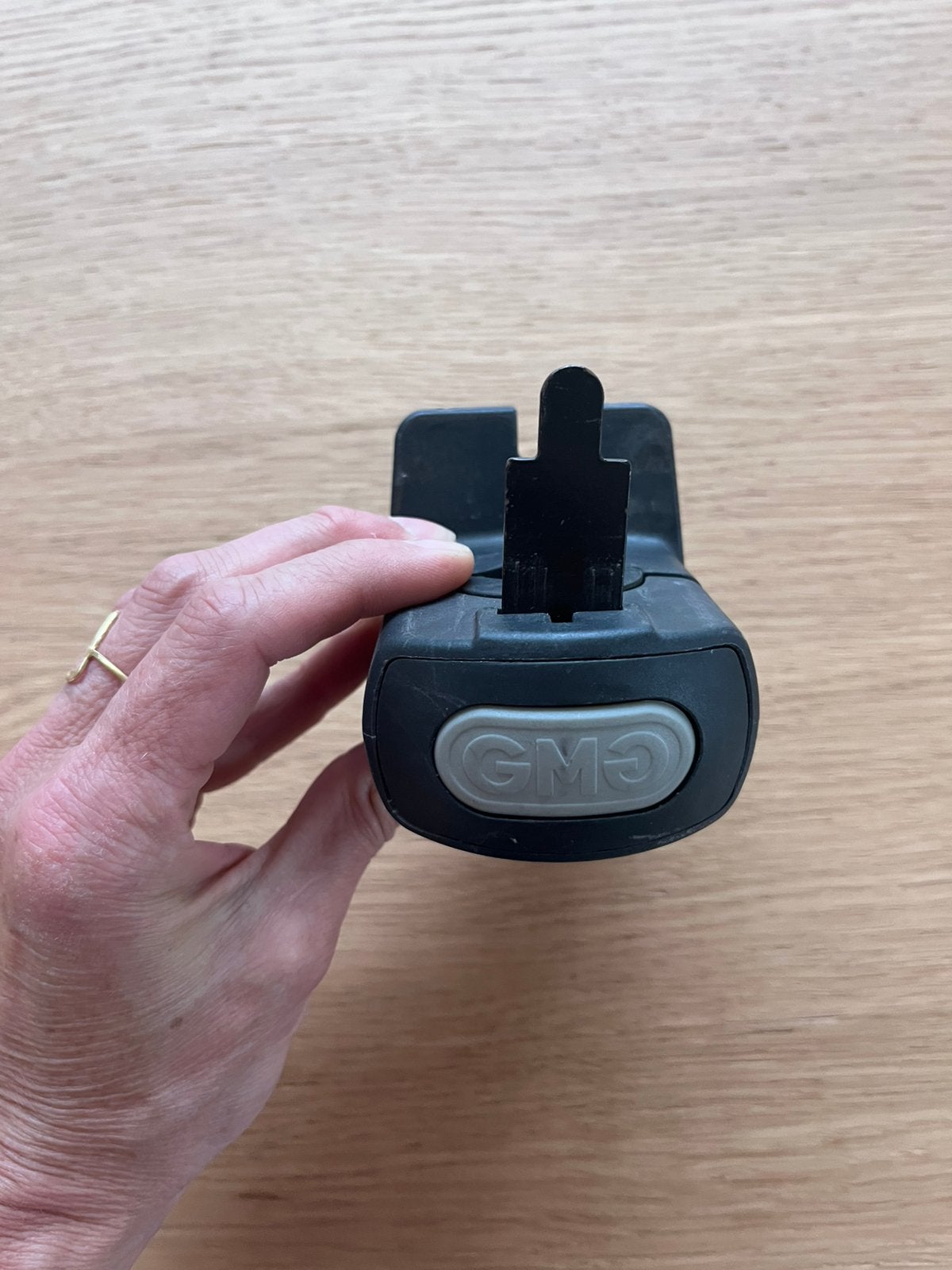 Yepp mini adaptor, Fietsen en Brommers, Fietsaccessoires | Fietsstoeltjes, Ophalen, Gebruikt, Voorzitje