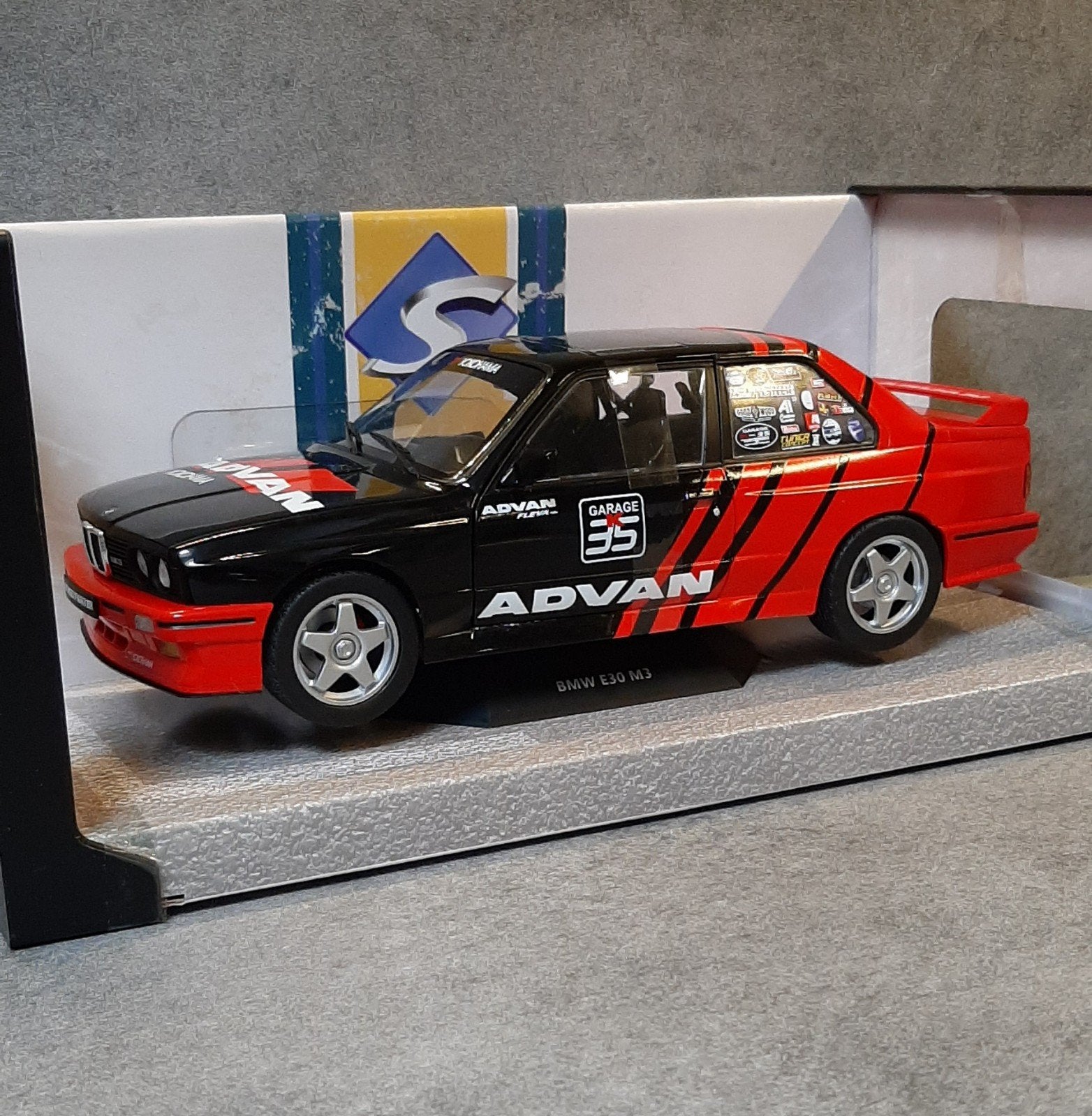 1:18/BMW E30 M3 Advan Drift Team/1990/NIEUW, Hobby & Loisirs créatifs, Enlèvement ou Envoi, Neuf, Voiture, Solido