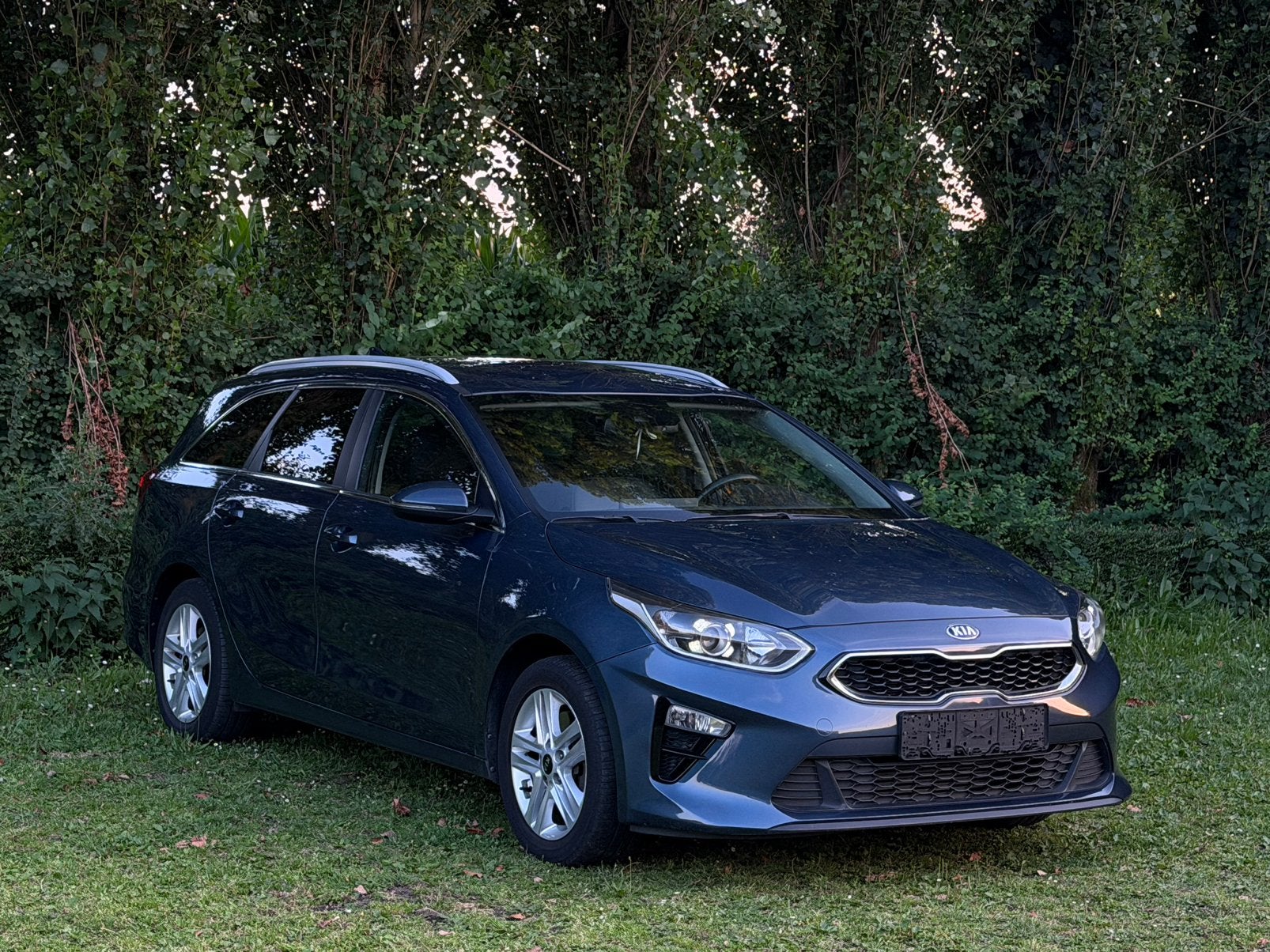 Kia Ceed SW 1.0 T-GDI * 2020 * 90dkm * Camera * Keyless go *, Auto's, Kia, Voorwielaandrijving, Blauw, Leder en Stof, 5 deurs