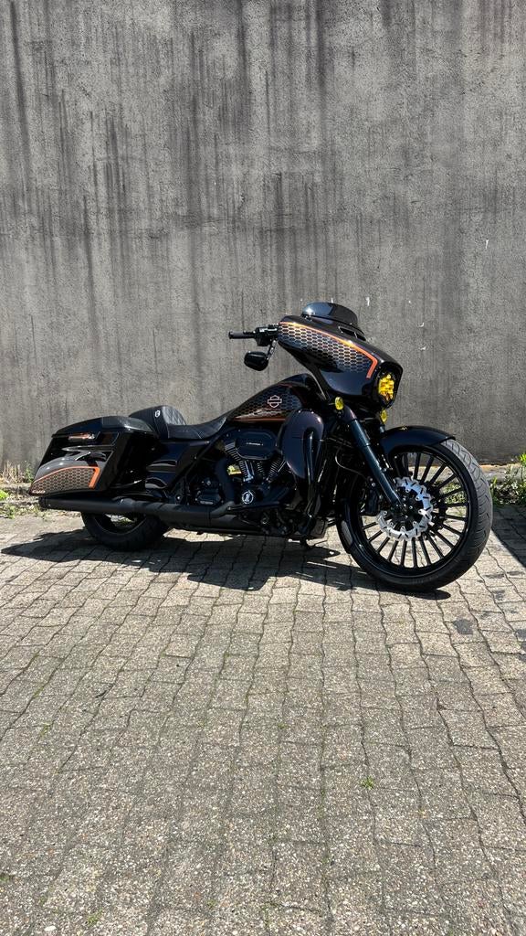 Harley Davidson street glide cvo, Motoren, Motoren | Harley-Davidson, 2 cilinders, Motorrijbewijs A, Particulier, Meer dan 35 kW