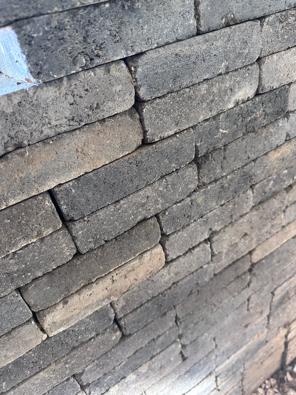 Nieuwe betonklinkers antraciet / betonplaten – ca. 25–27 m², Ophalen, Zo goed als nieuw