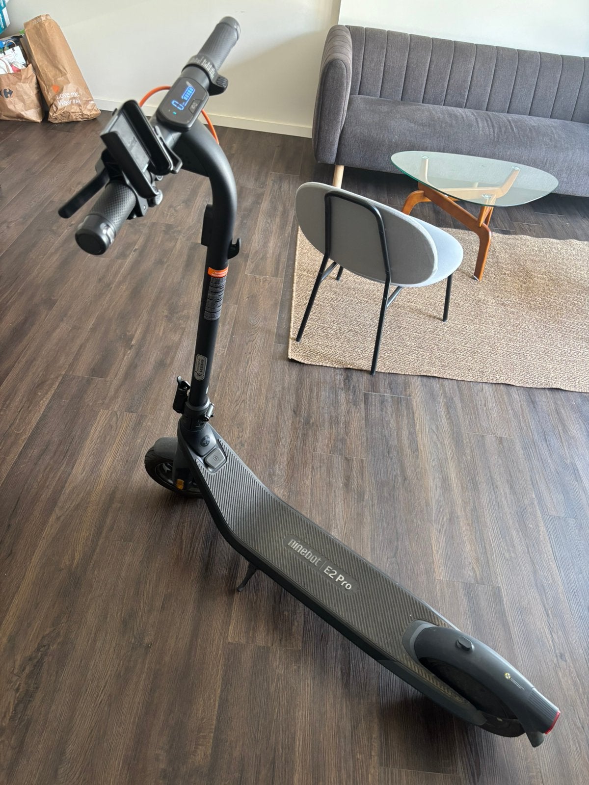 Ninebot e2 pro, Fietsen en Brommers, Steps, Ophalen, Zo goed als nieuw
