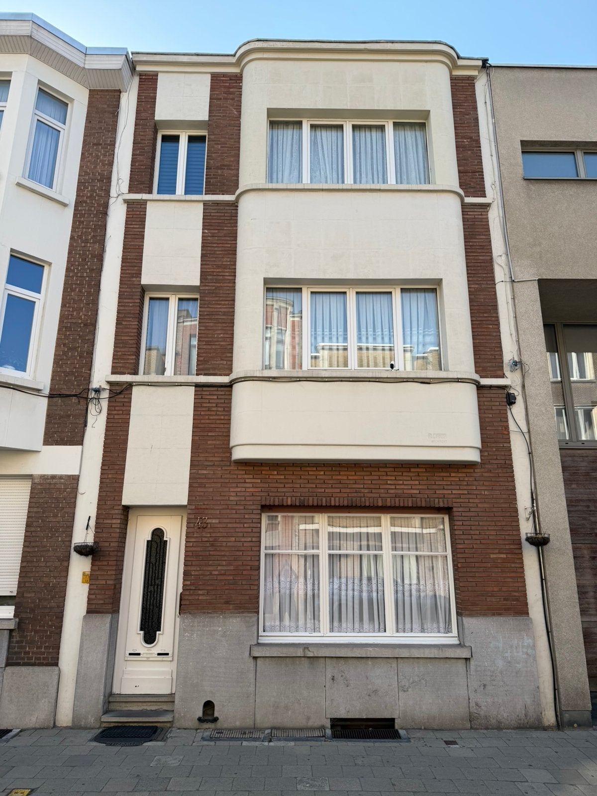 Opbrengsteigendom met 3 appartementen te koop, Antwerpen (stad)
