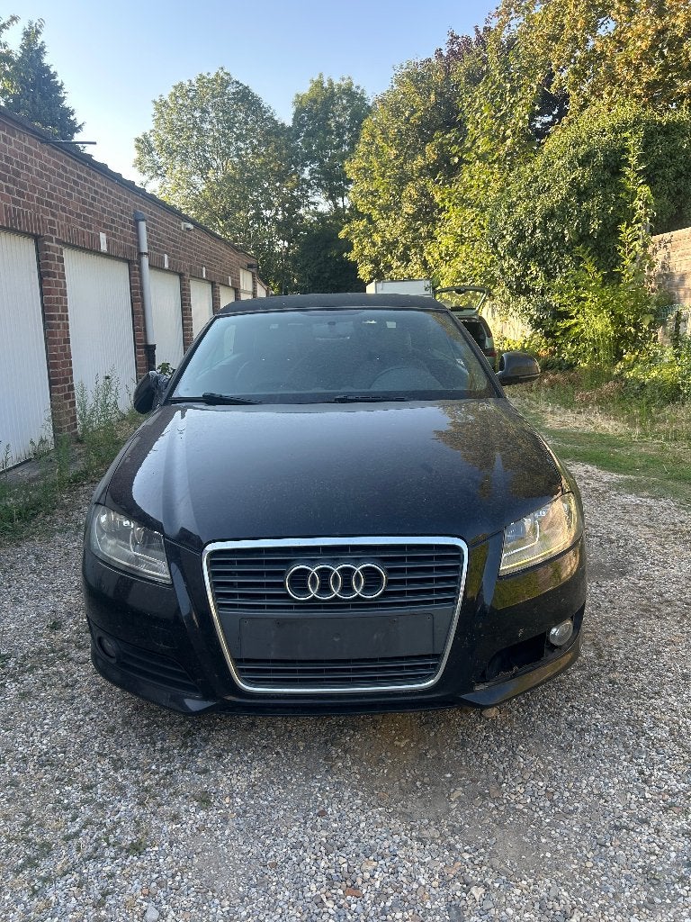 Audi a3 cabriolet 1.6 tdi, Auto's, Voorwielaandrijving, Euro 5, Zwart, 4 cilinders