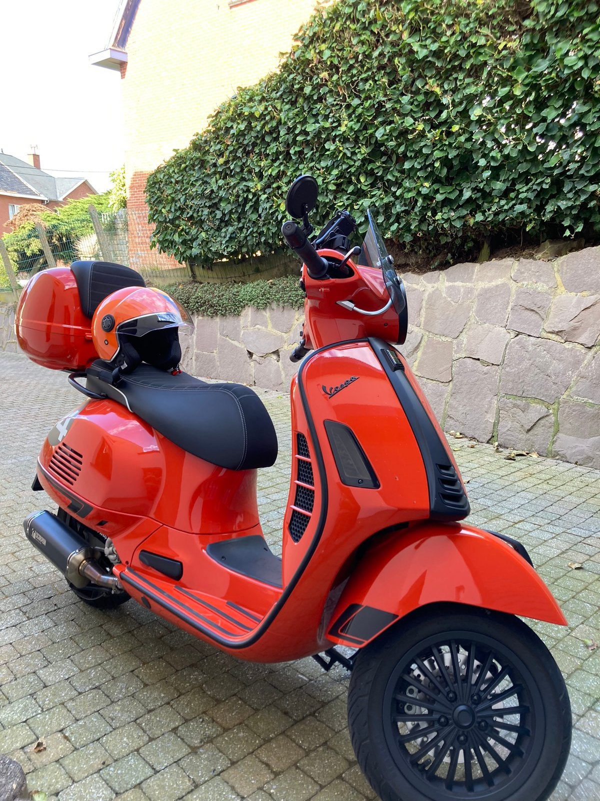 Mooie Vespa GTS 300, Vélos & Vélomoteurs, Scooters | Vespa, Enlèvement, Comme neuf