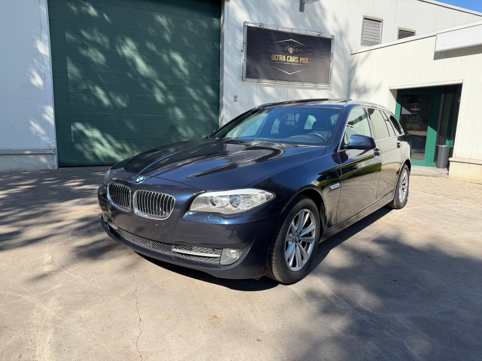 BMW 520D Break Sportautomaat/Euro 5/Panoramadak/Sportstoelen, Automaat, Leder, Bedrijf, Lichtsensor