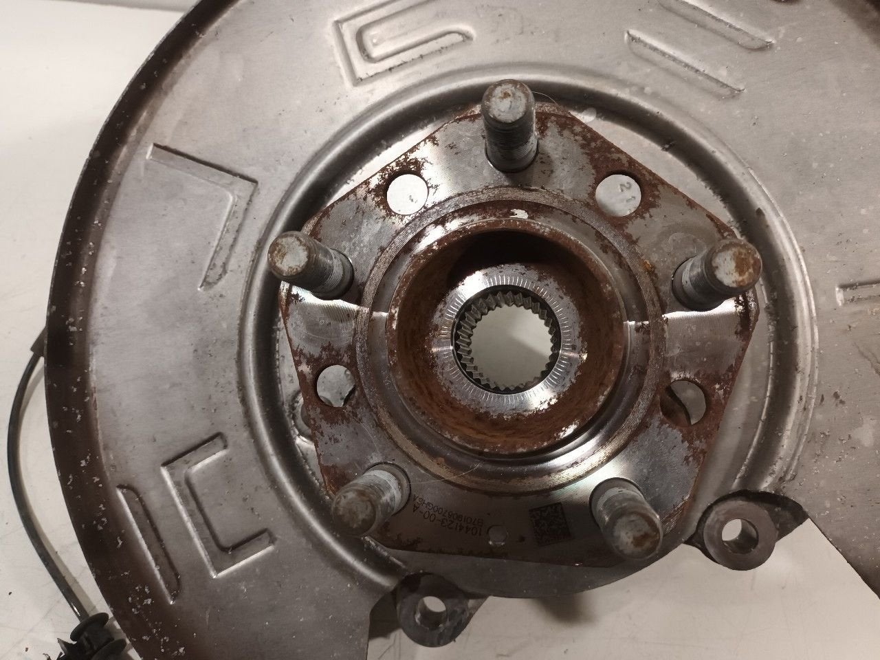 Wielnaaf rechts achter Tesla Model 3, Onderdelen@venauto.nl, Van der Ven Autorecycling B.V., Gebruikt, Ettenseweg 76, 4706 PB Roosendaal, The Netherlands