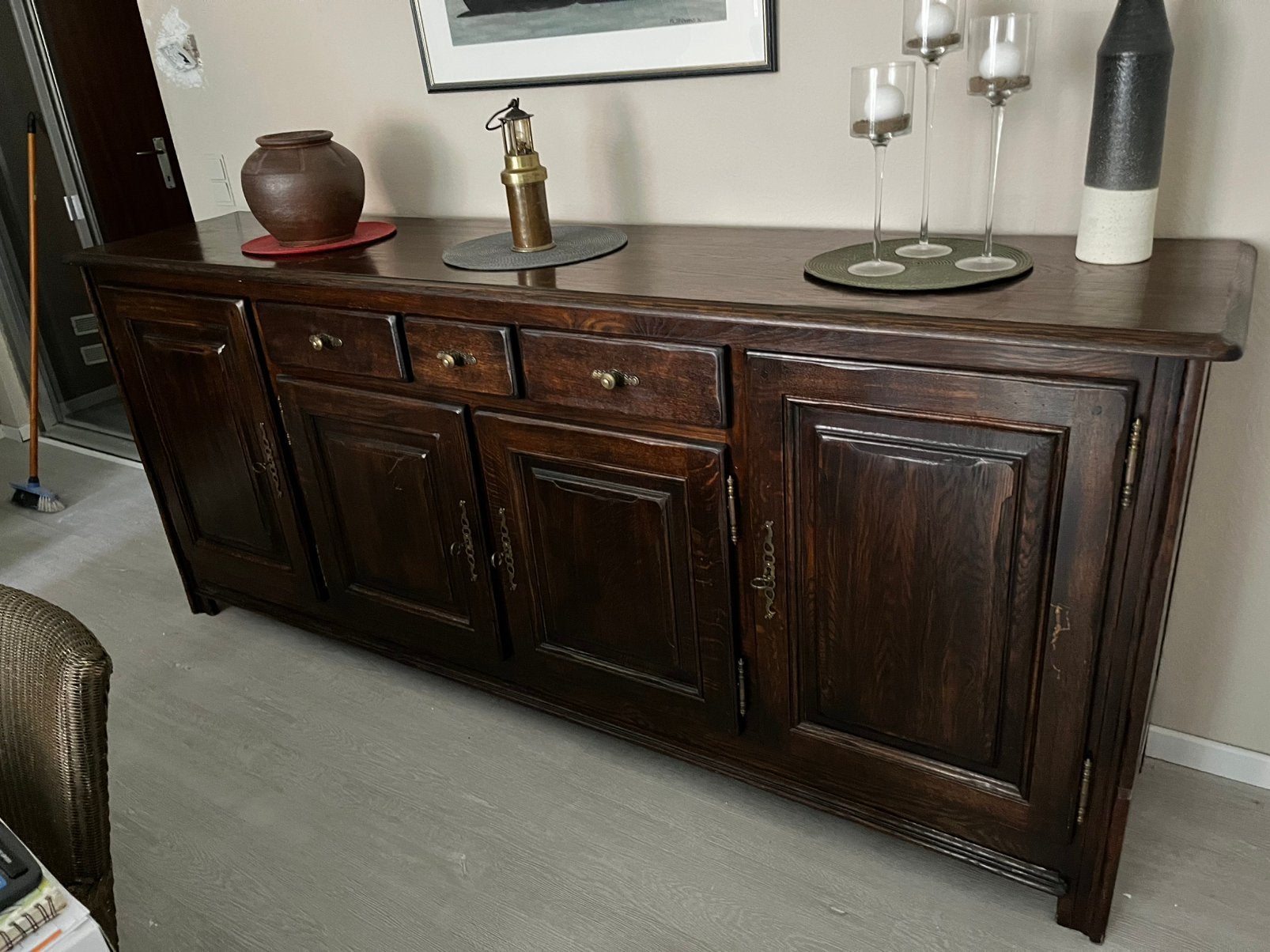 Donkere dressoir, Huis en Inrichting, Gebruikt, Met lade(s), 200 cm of meer, Overige houtsoorten